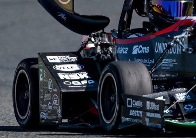 Foto NSK Italia patrocina el equipo de automovilismo de la Universidad de Padua.